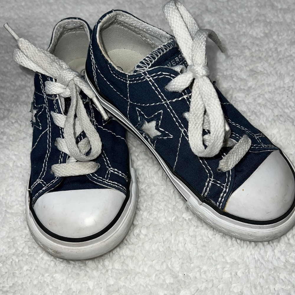 Converse one star shoes